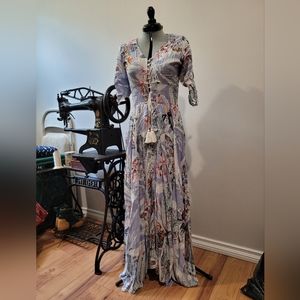 Floral maxi dress. Jaase  brand. Size xs